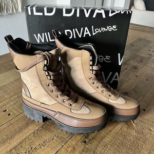 Wild Diva Lounge Combat boot